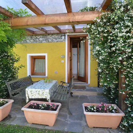 Σπίτι διακοπών Rustico Giulietta E Romeo Colico